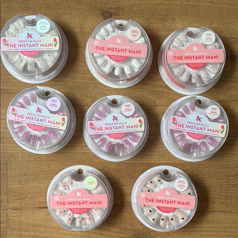 Olive & June Instant Mani Press-On Nails. Set of 8.